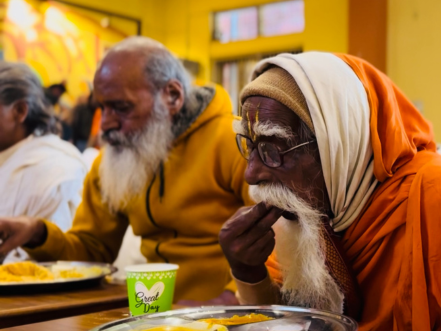 Feed 151 Devotees & 101 Sanyasis
