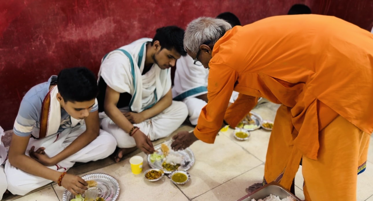 Annadan Seva to 101 Gurkul Students