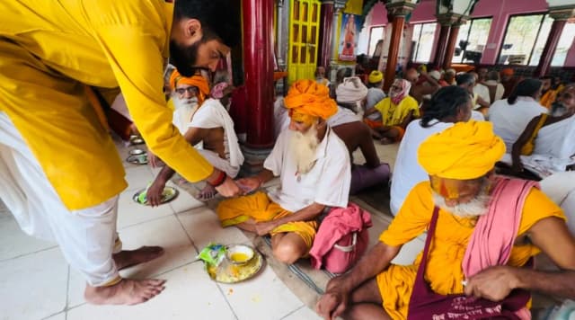 101 Sadhu & Pilgrim Bhojan