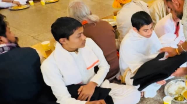 11 Sadhu & Brahmin Bhojan Sewa