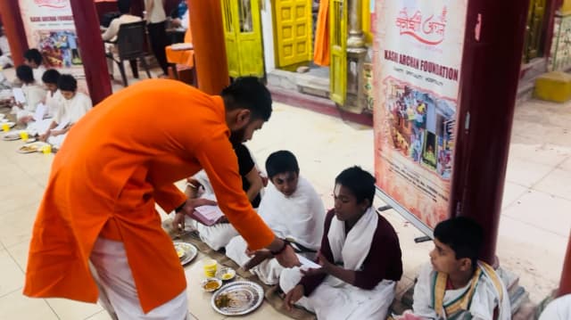 Sponsor Full Annadaan Seva